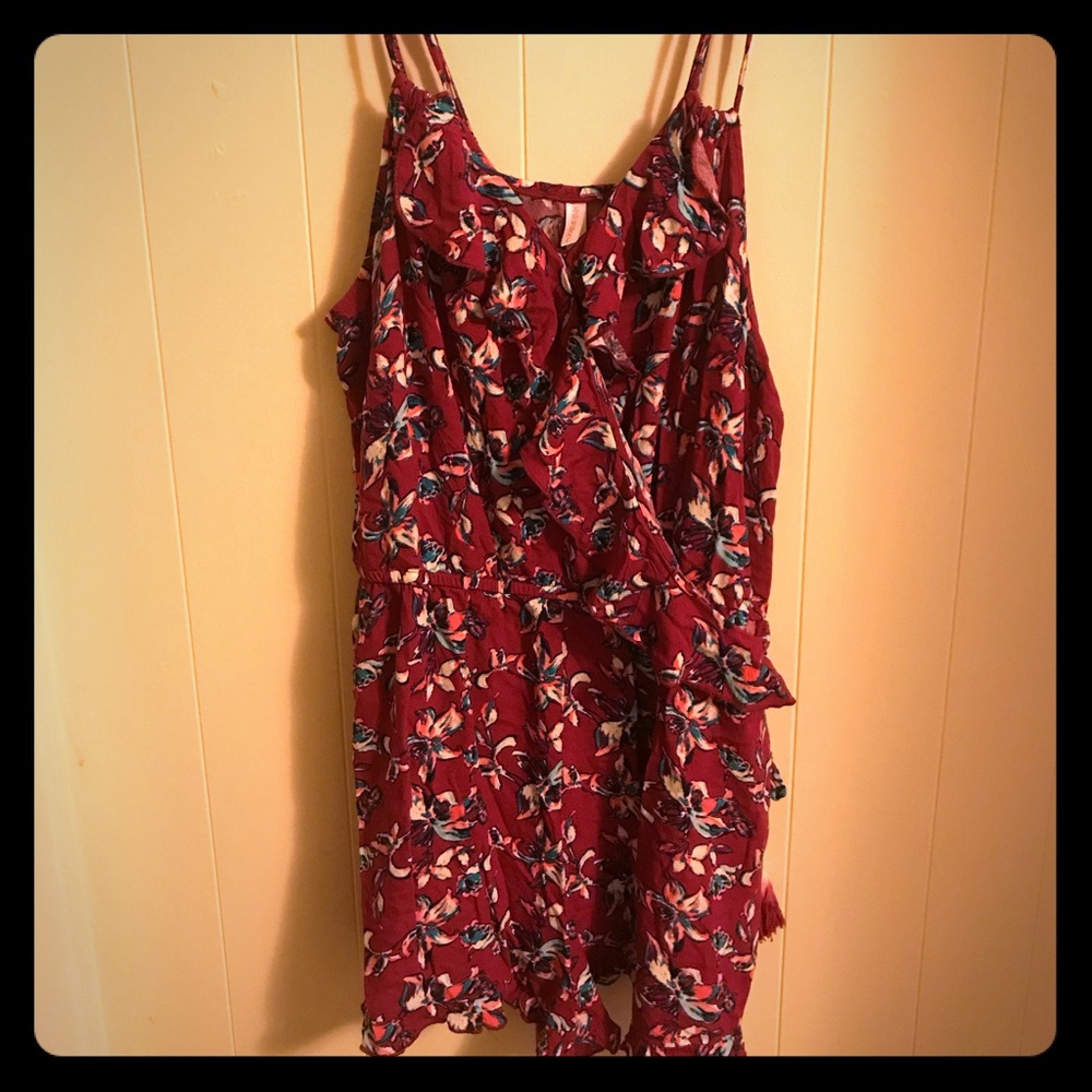NWOT (XXL) Romper with elastic waist from Target!